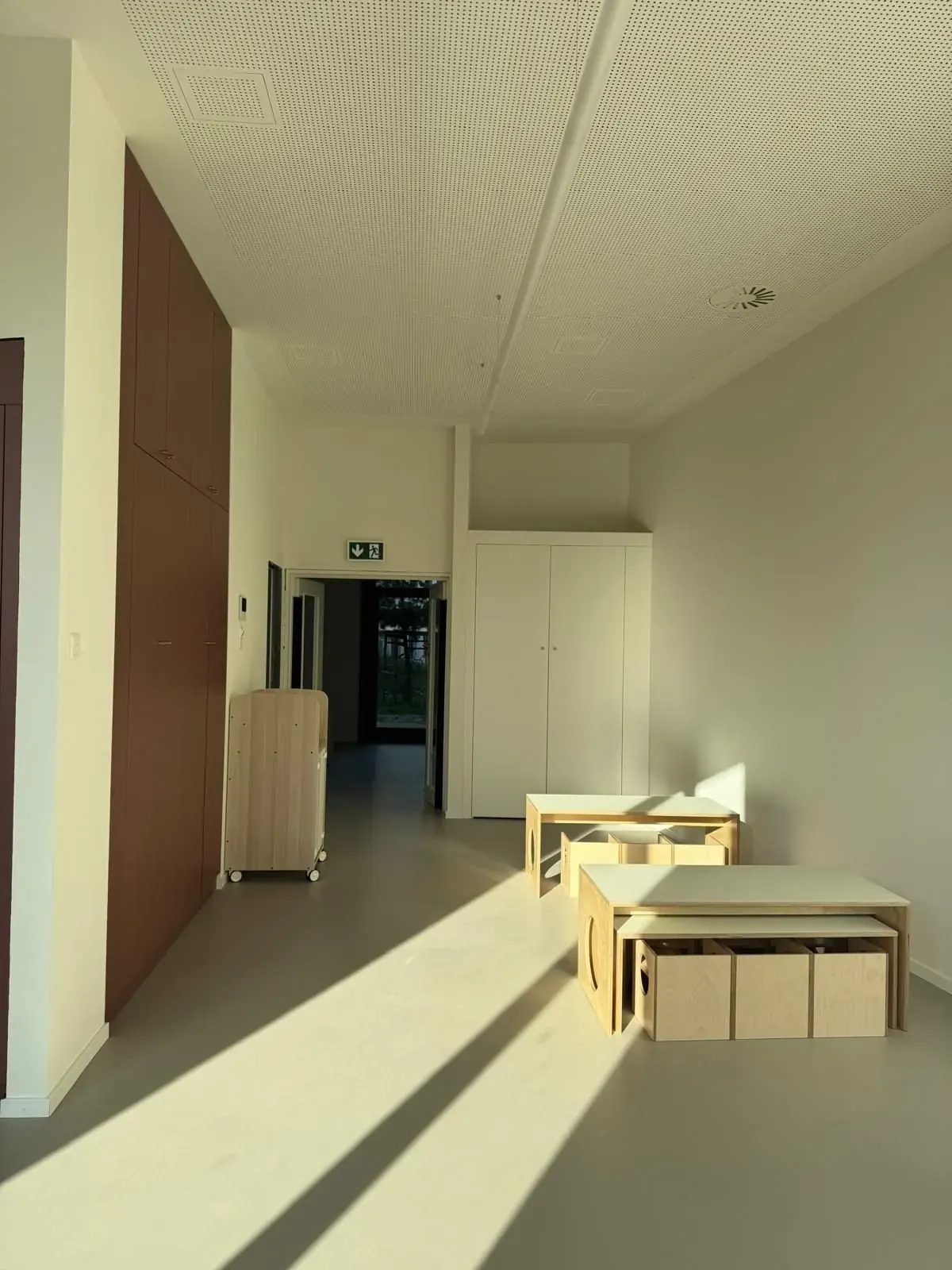Crèche — Circulation et lumière naturelle